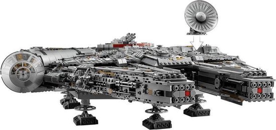 Lego Star Wars 75192 - UCS Millennium Falcon - 7500+ pieces